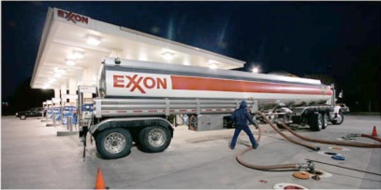 ExxonMobil alocă 750 mil. dolari pentru servicii de foraj marin în Marea Neagră